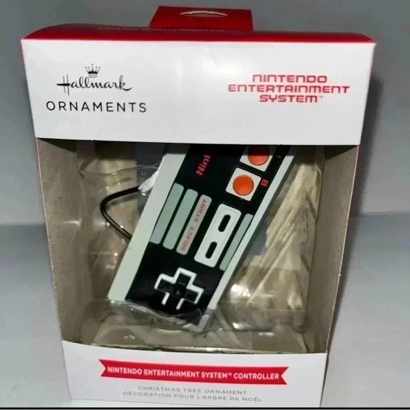 Hallmark 2022 vintage Nintendo Game Controller ornament NIB Christmas 🎄 … - Picture 2 of 3